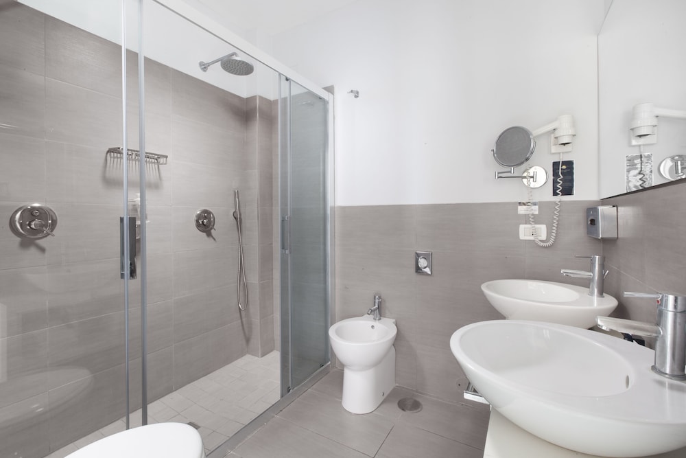 Standard Double Room, Balcony, Partial Sea View (Adults Only) photo 2