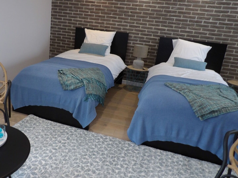 Double Or Twin Room, Ensuite (Fleur De Lin) photo 1