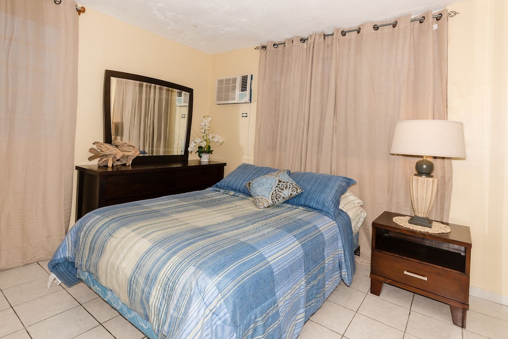 SA 101 Family Two Rooms Villa Queen Bed & Full Size Bed, 1st Floor photo 1