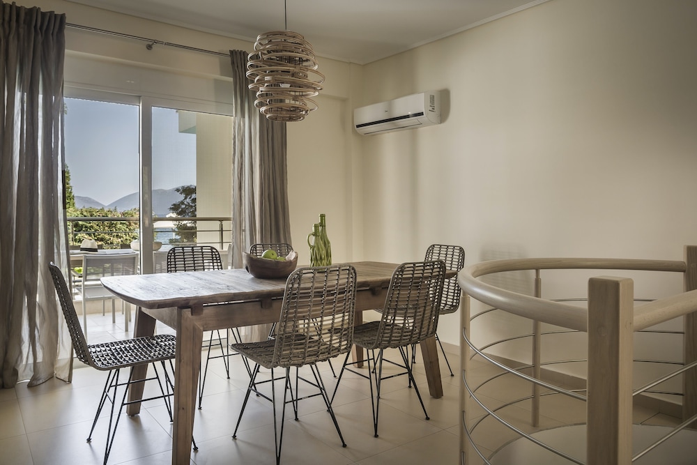 Executive Suite, 2 Bedrooms, Garden View (Amaryllis)