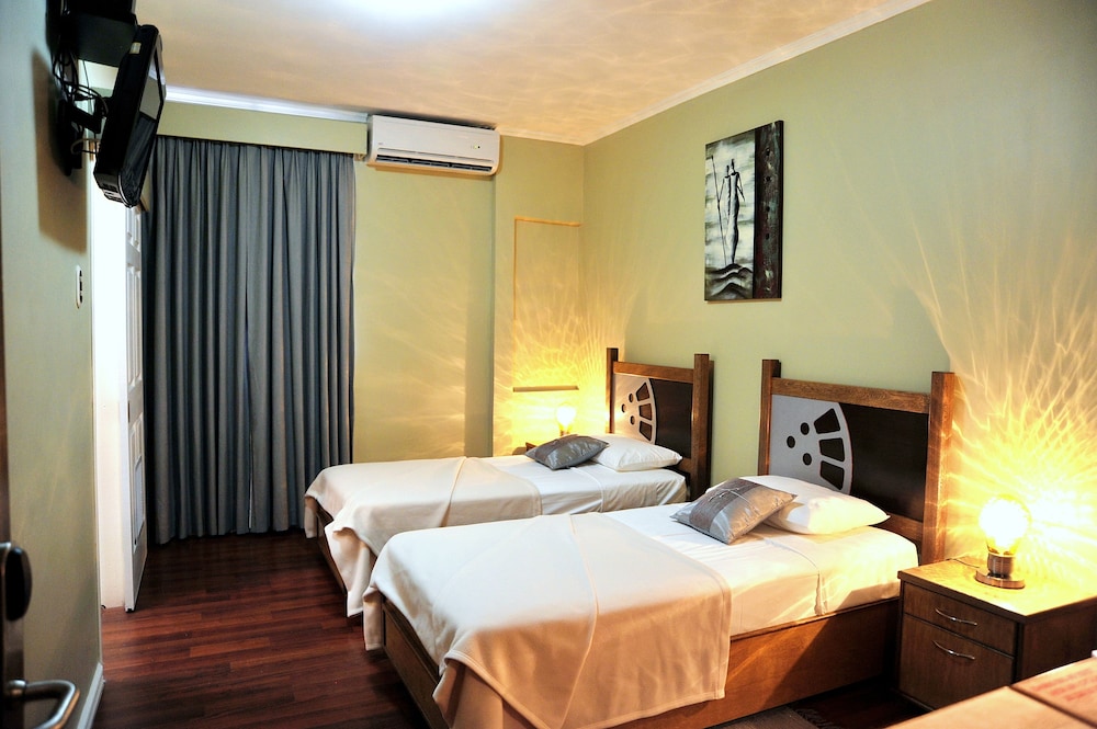 Signature Room, 1 King or 2 Single Beds photo 2