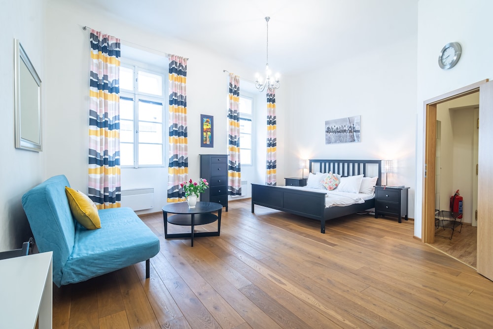 City Studio, Multiple Beds, Kitchenette, City View