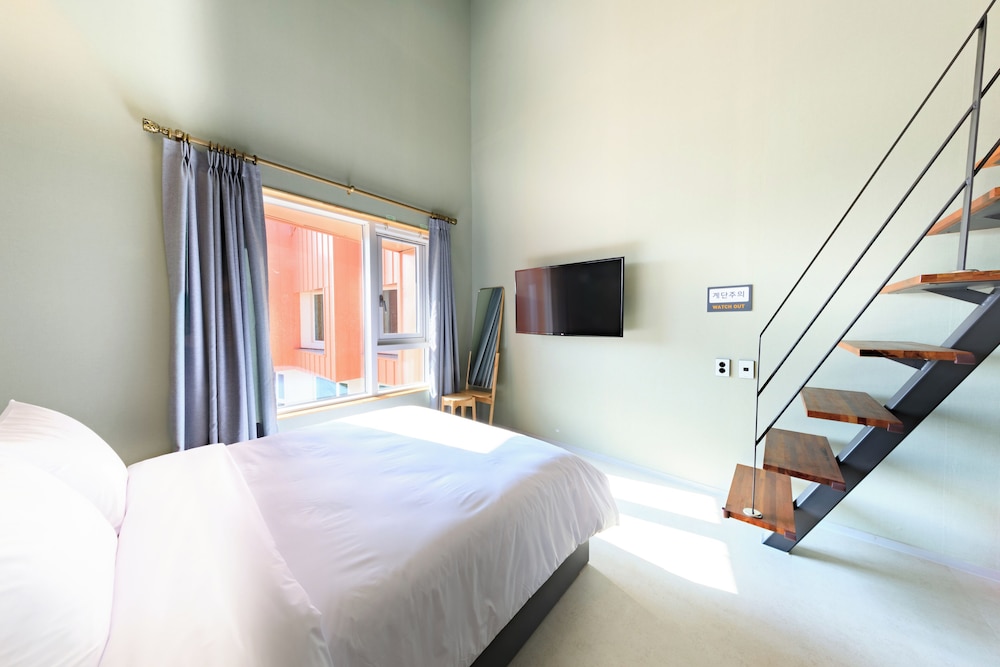 [Free continental breakfast for two] Duplex Deluxe Double