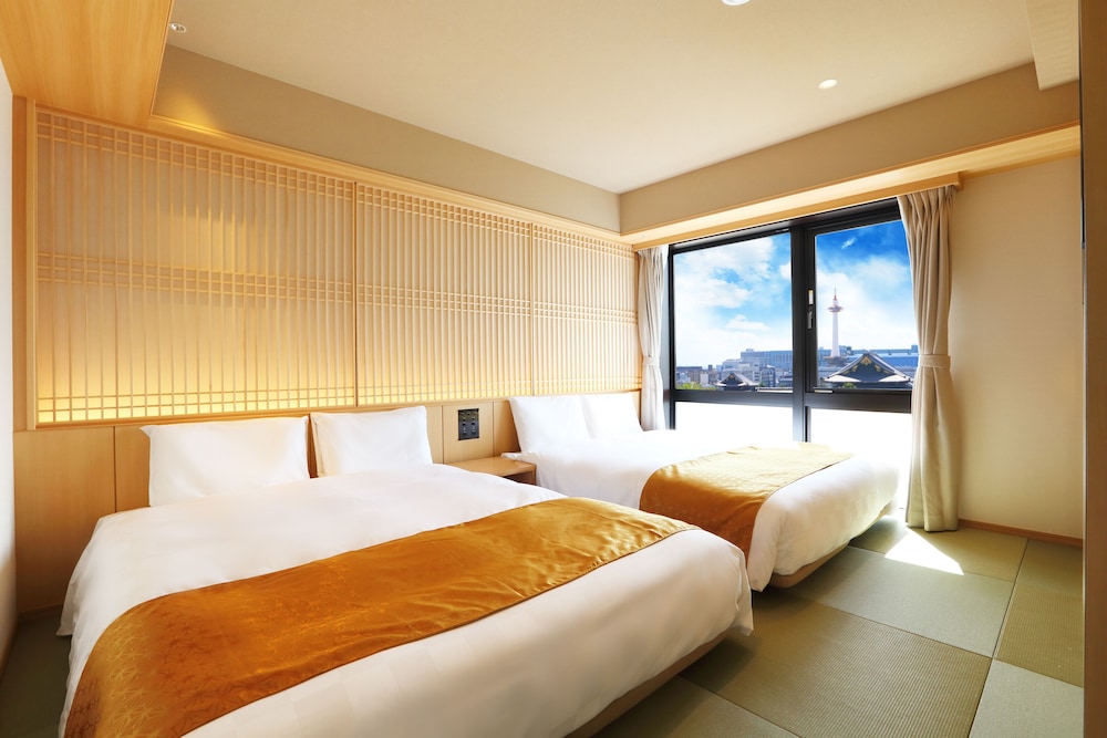 Suite - Photo 4