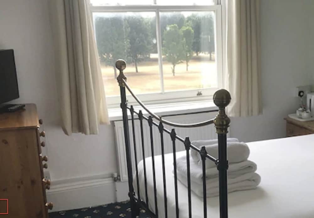 Triple Room, Shared Bathroom, Sea View (Room 10) photo 3