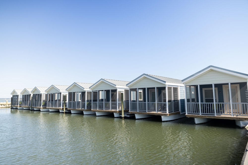 Bungalow (Over the water Bungalow)