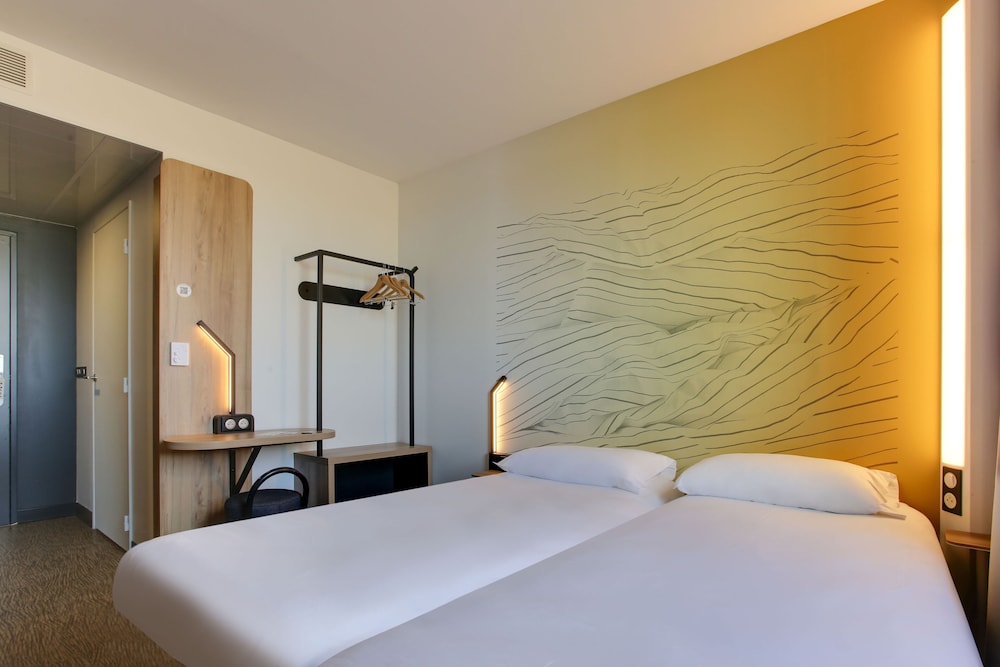 Twin Room - Photo 5