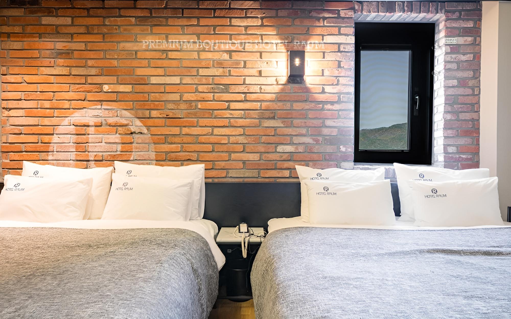 Room (Twin bed (equipped with styler 65-inc) - Photo 2