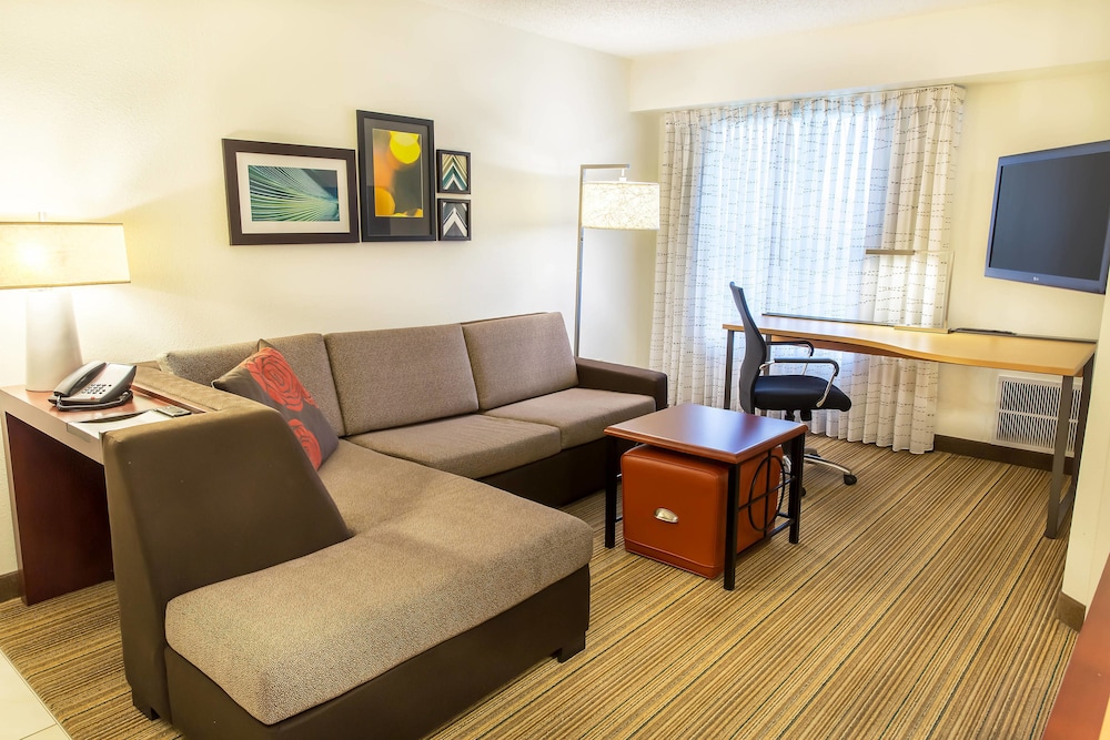 Suite, 1 Bedroom photo 3