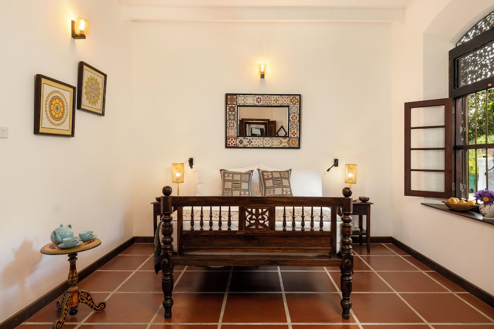 Deluxe Room - Photo 3