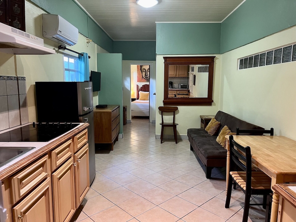 Deluxe Garden Suite