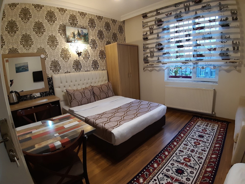 Standard Quadruple Room photo 2
