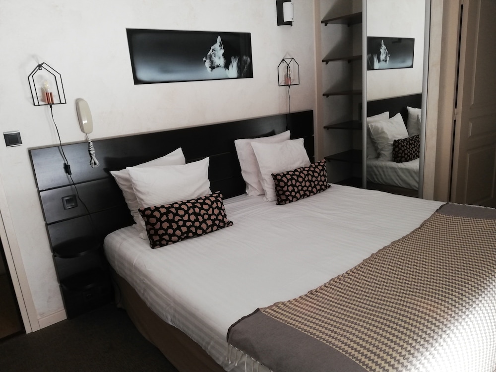 Superior Double Room, Balcony, Garden Area photo 2