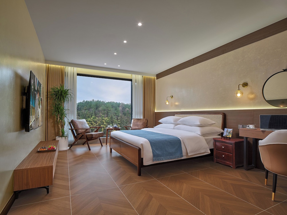 Superior Double Room, Hill View