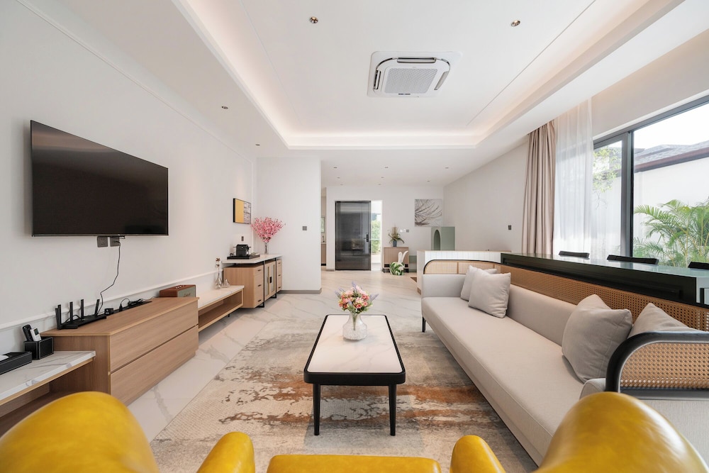 Family House, 2 Bedrooms, Private Pool