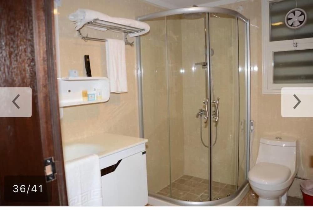 Single Room photo 2