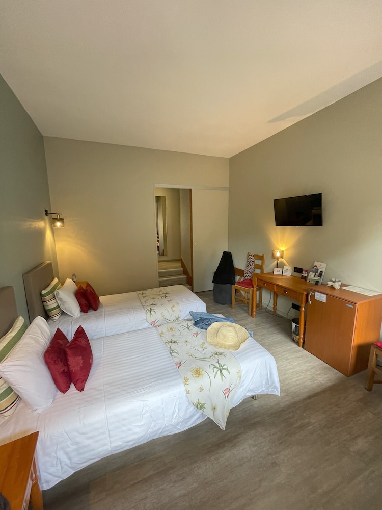 Room, Terrace - Photo 4