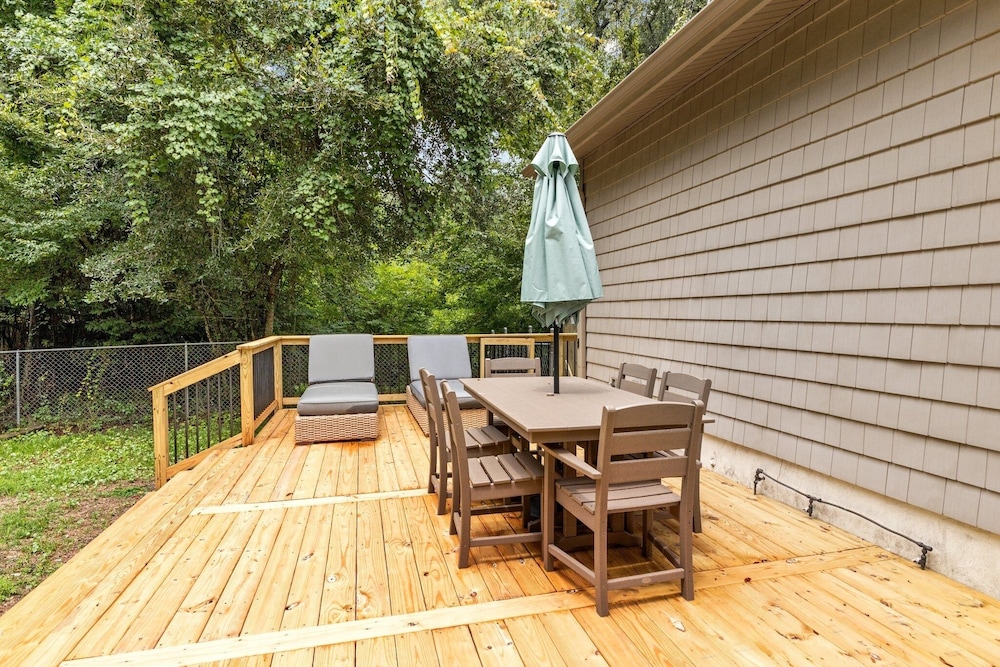 House, 3 Bedrooms photo 2