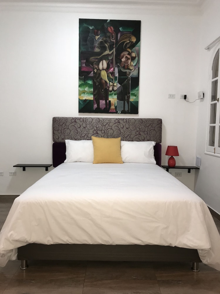 Deluxe Apartment photo 3