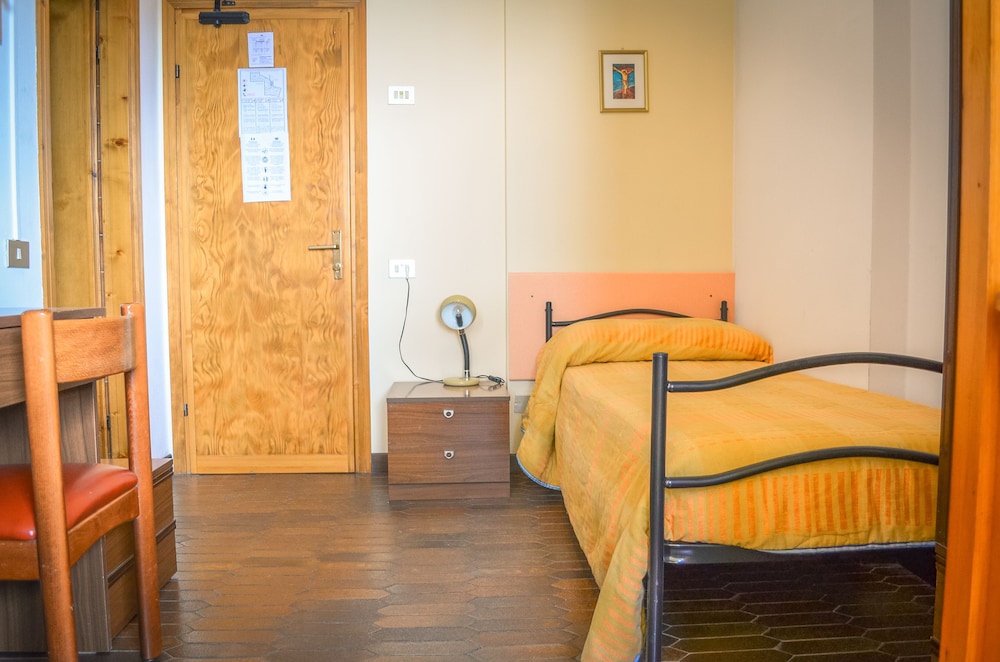 Standard Single Room photo 1