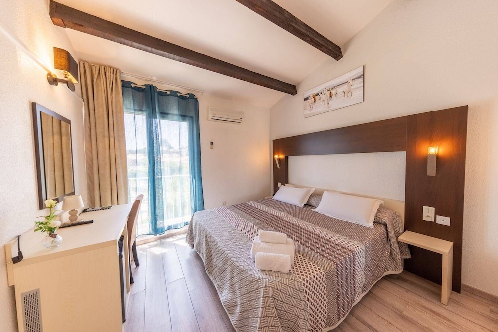 Exclusive Double Room, Non Smoking, Pool View