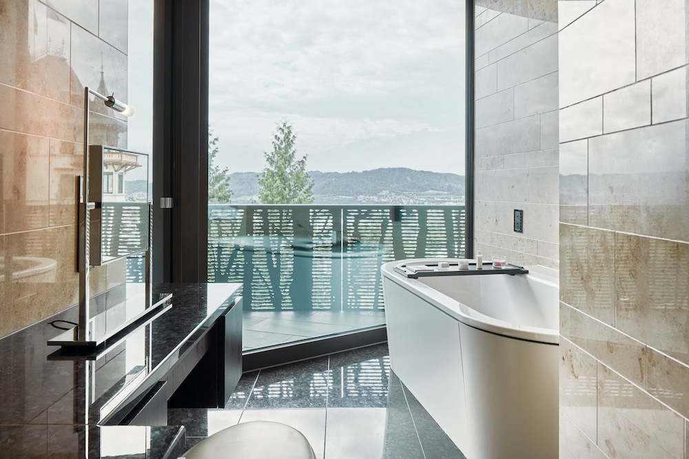 Junior Suite Deluxe, Alps/ Zurichsee View, Balcony, Whirlpool, Spa Access (12 years+) - Photo 7