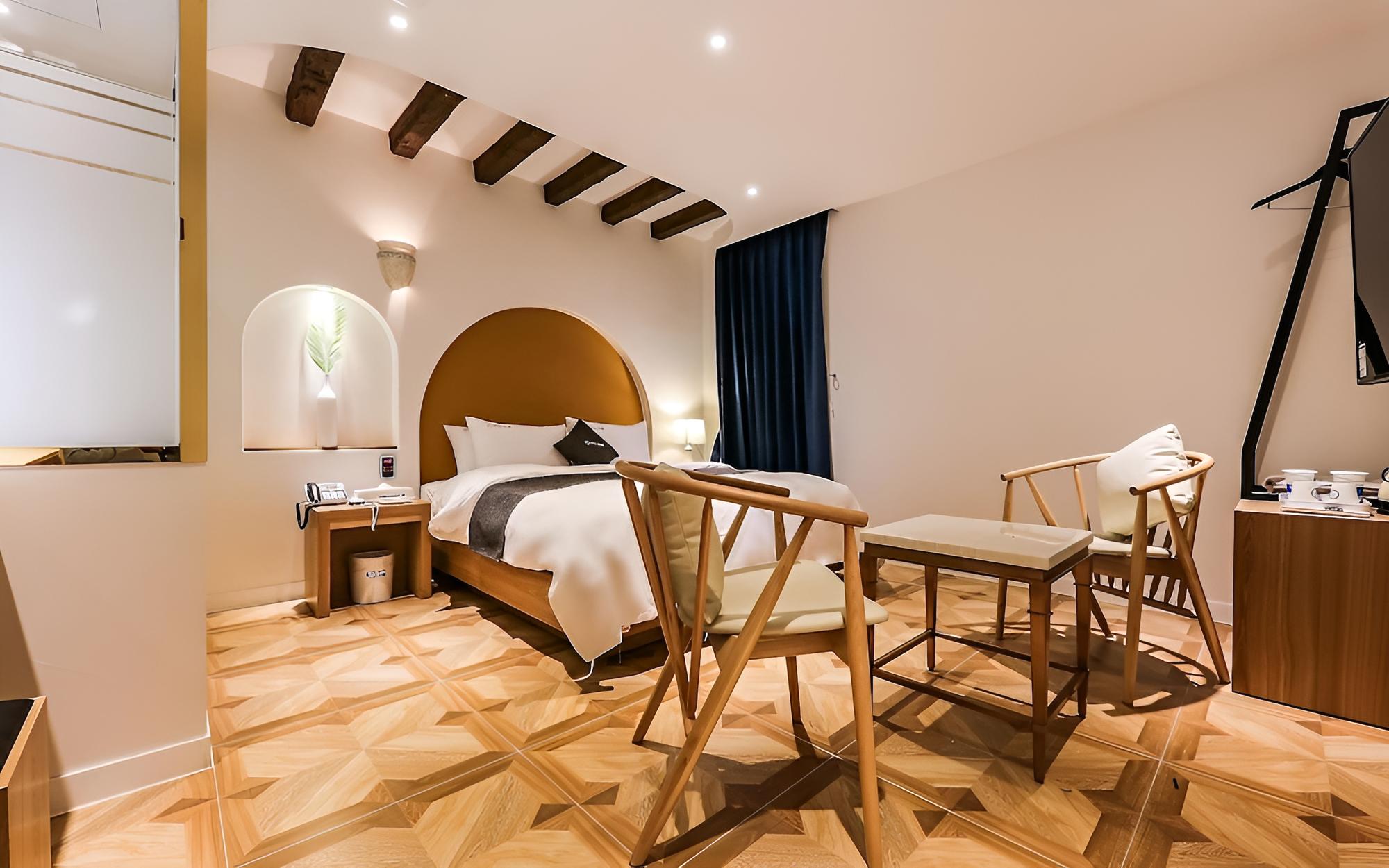 Room (Standard room) - Photo 3