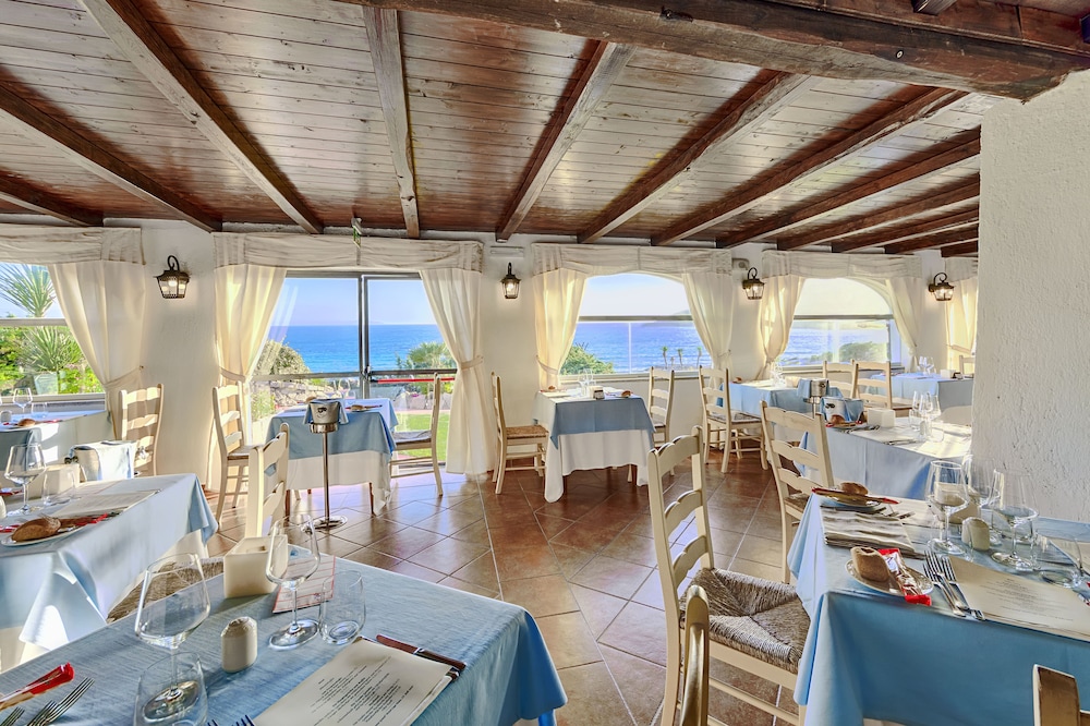 Deluxe Double or Twin Room, Balcony, Sea View - Photo 7