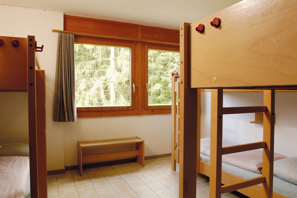 Shared Dormitory, Shared Bathroom (1 bed in 10 bed dorm) photo 1