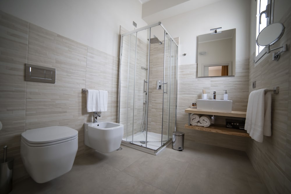 Double Room - Photo 2