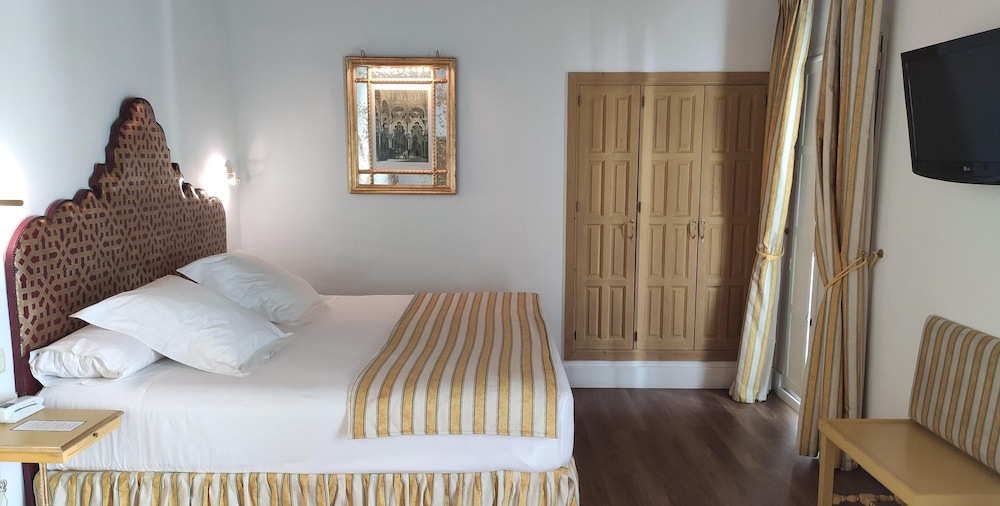 Classic Room - Photo 7