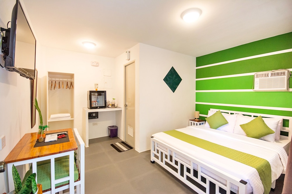 Deluxe Double Room, 1 Queen Bed photo 1