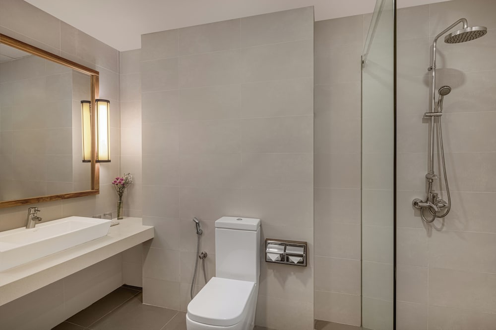 Deluxe Room, Multiple Beds, Garden View photo 3