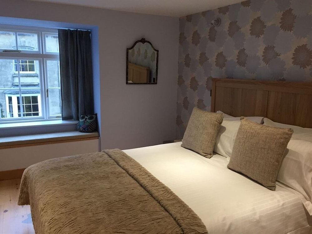 Double Room, Ensuite (The Snowy Owl) photo 1
