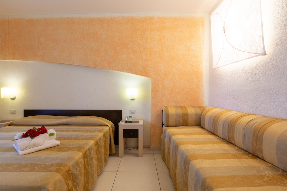 Comfort Triple Room - Photo 1