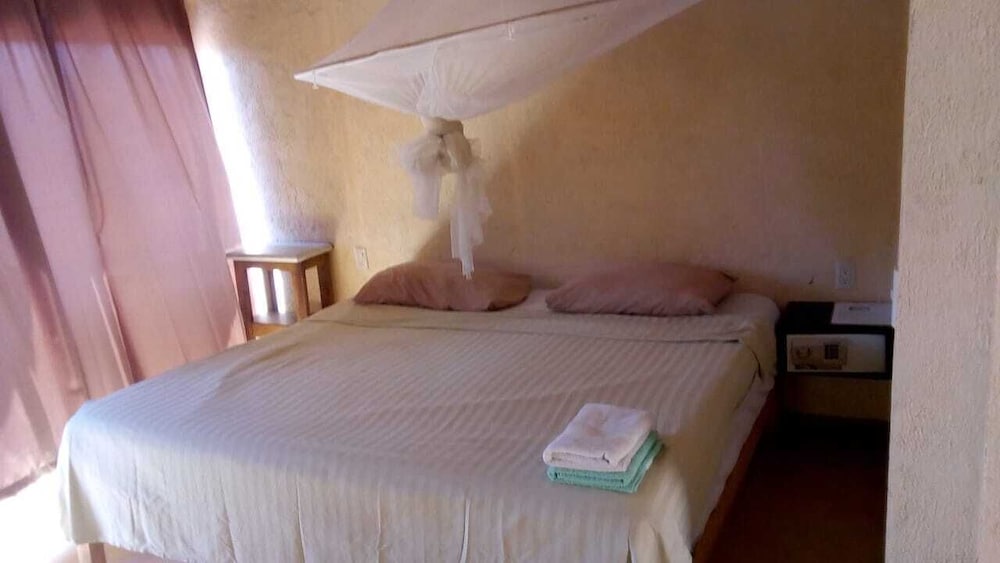Room (Luna 8) photo 2