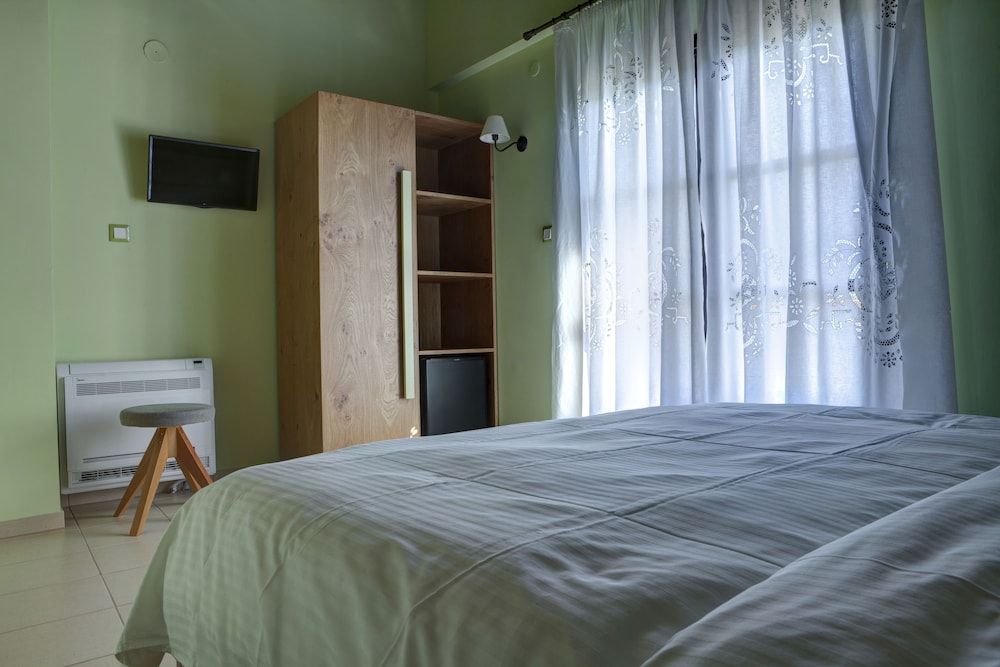 Double Room, Mountain View (Elianthi) photo 2