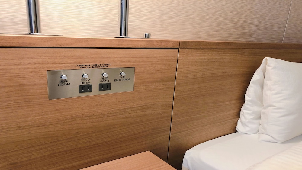 Superior Twin Room, 2 Double Beds, Smoking (Castle View) photo 2