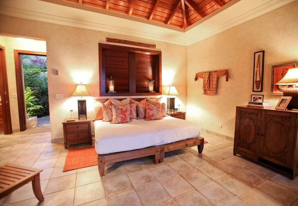 Private Villa - 4 Bedrooms photo 1