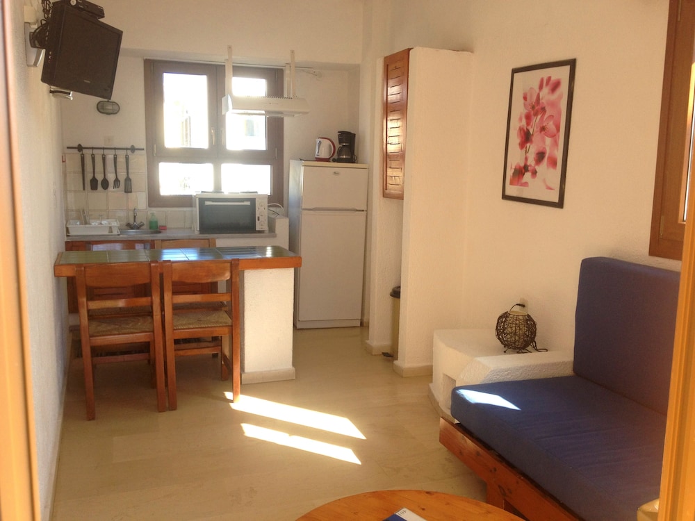 Standard Apartment, 1 Bedroom, Sea View photo 3