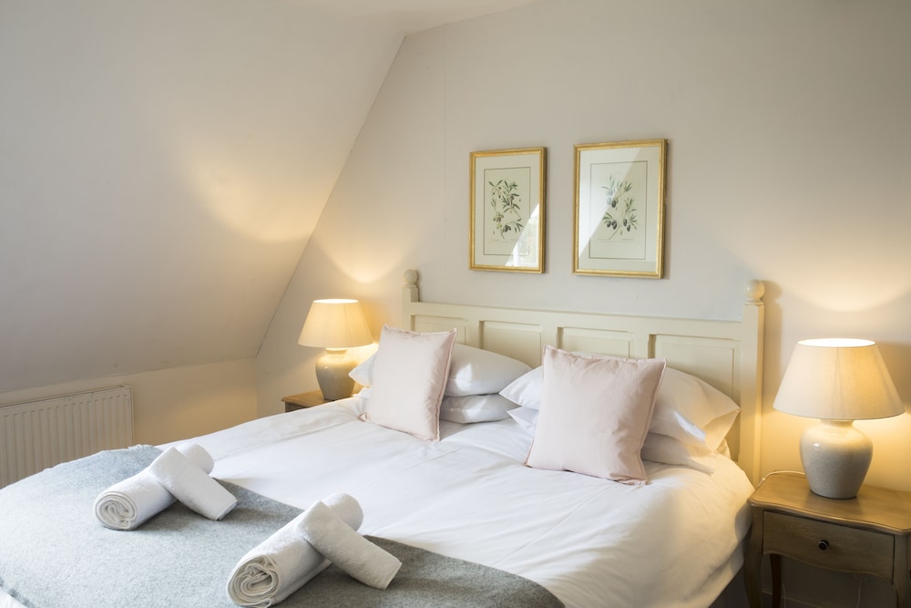 Superior Double or Twin Room, Ensuite photo 1