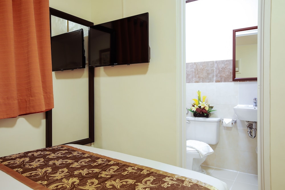 Courtyard Superior Room - Photo 3