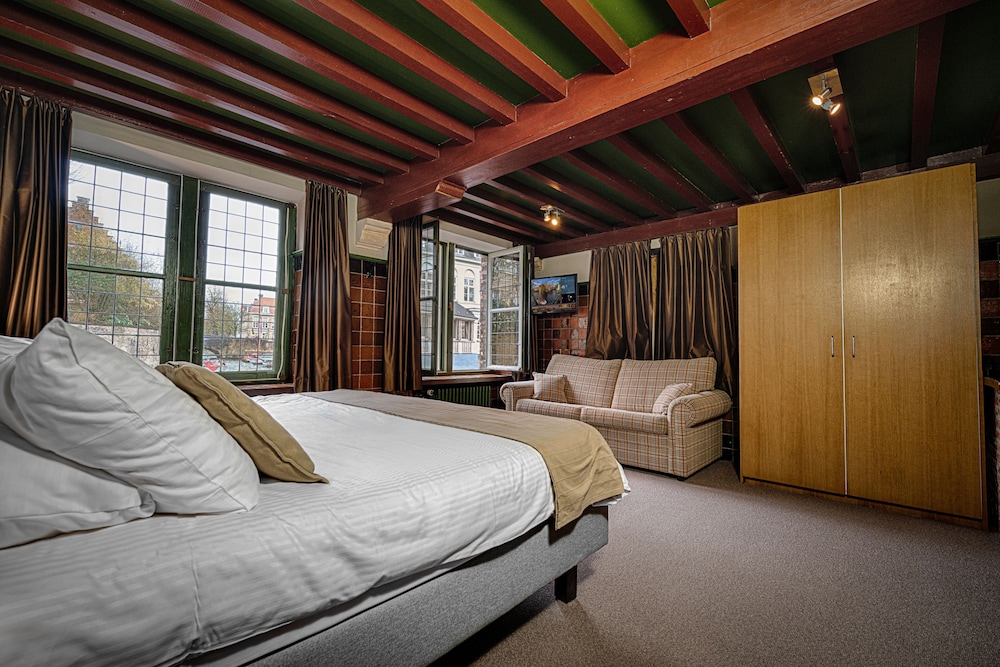 Basic Double or Twin Room, Canal View - Photo 24