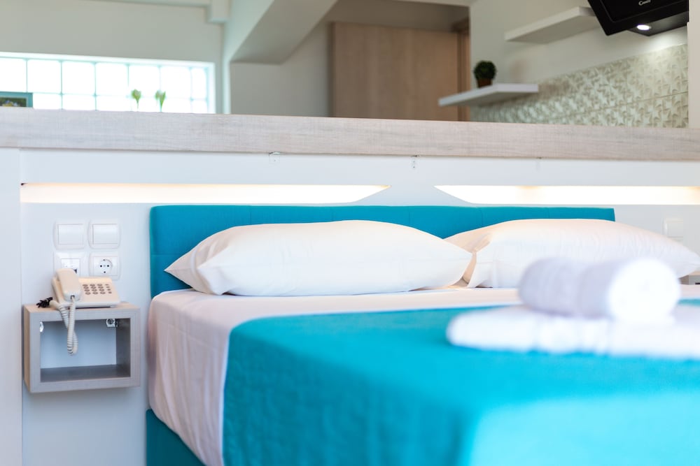 Luxury Studio Suite (VIP) photo 2