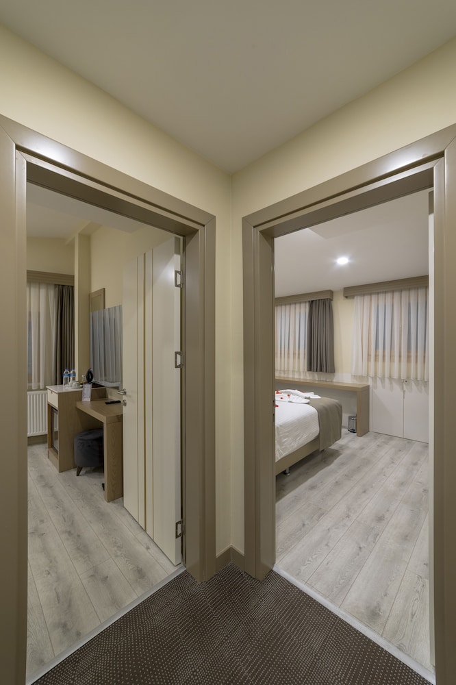 Superior Quadruple Room photo 1