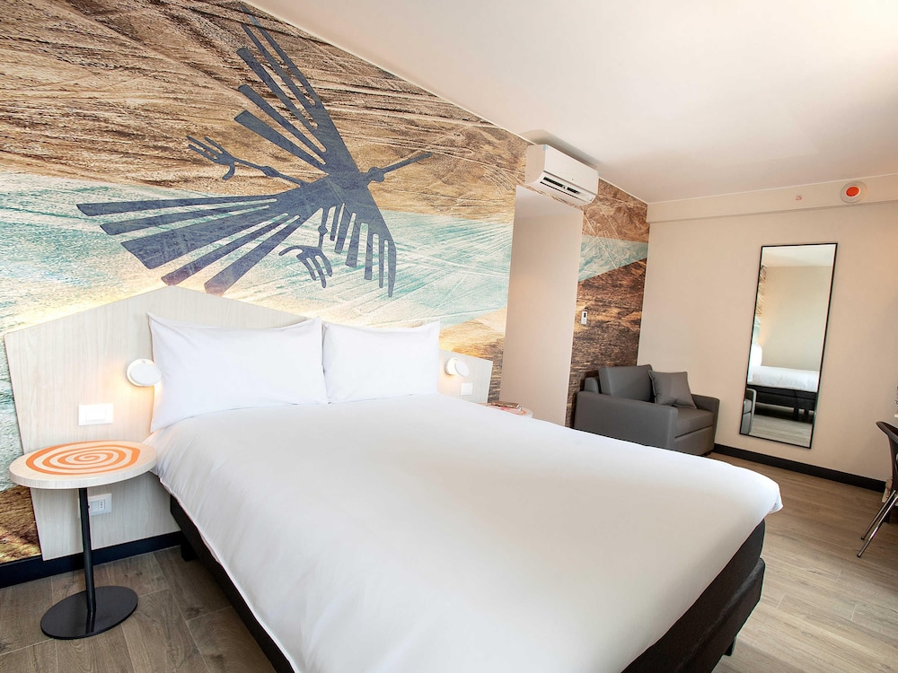 Room, Multiple Beds - Photo 1