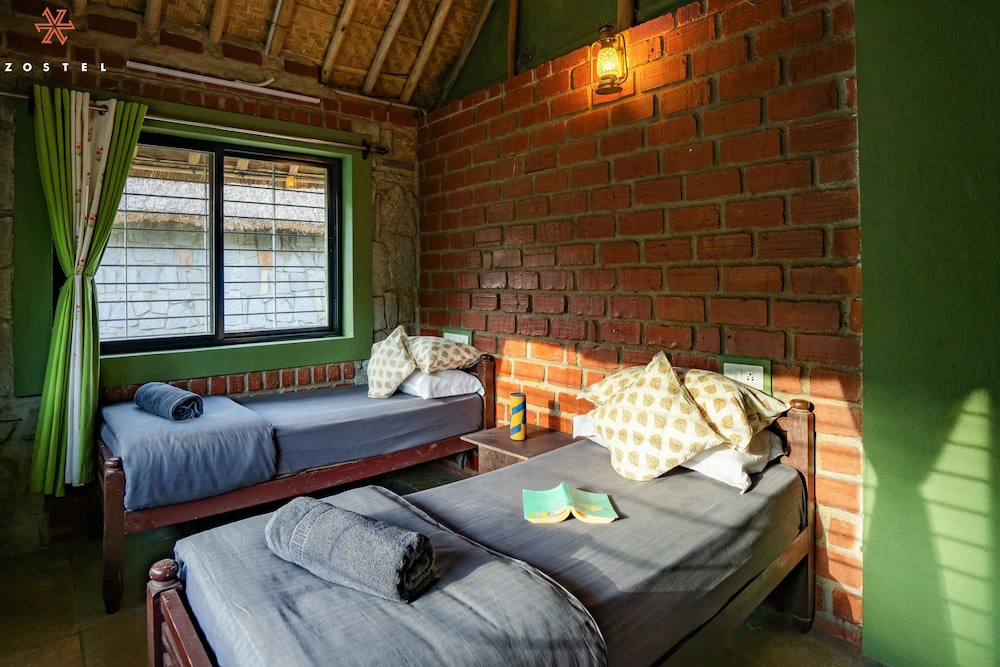 Superior Quadruple Room - Photo 4