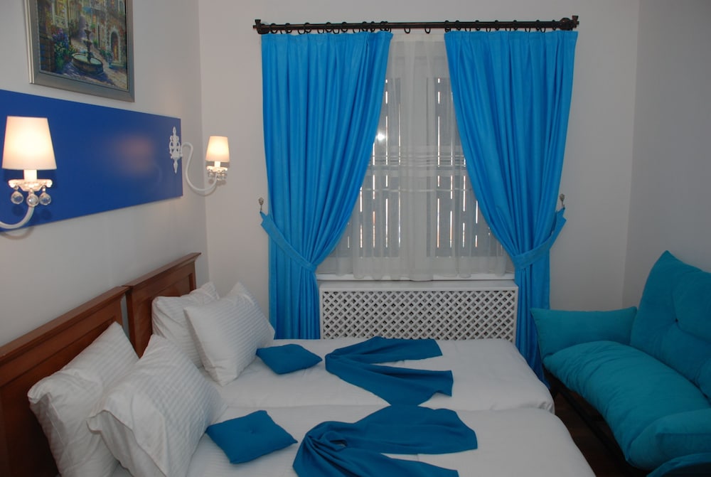 Deluxe Twin Room photo 2