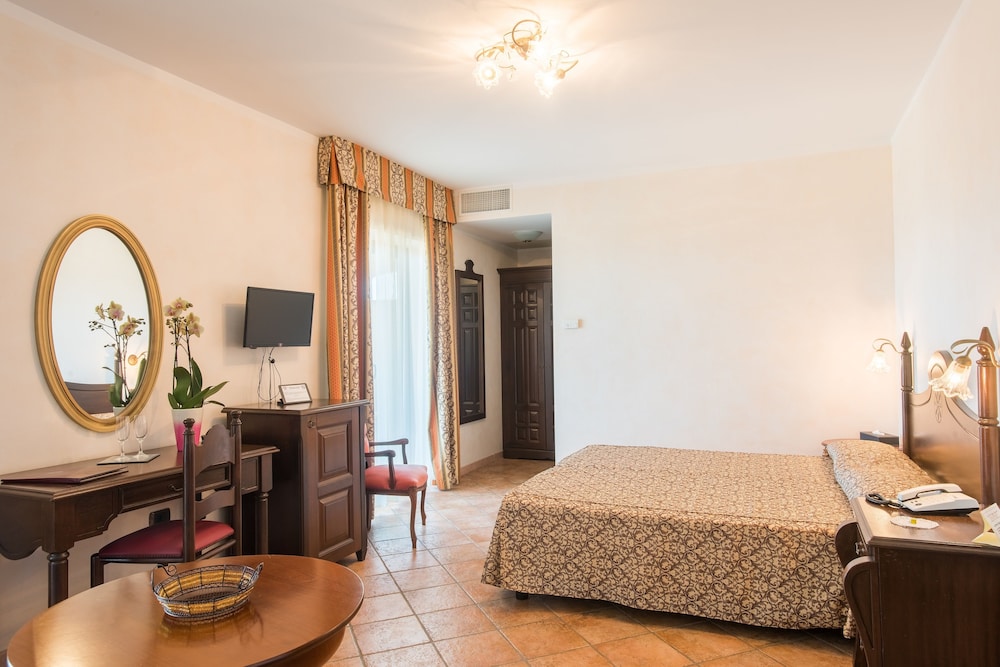 Junior Suite, Sea View - Photo 3