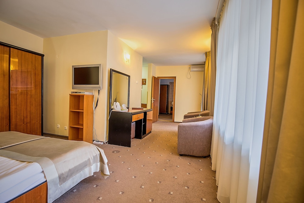 Basic Suite, 2 Bedrooms photo 2